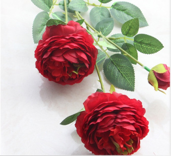 Ветка розы 3 бутона, длина 65 см, цвет темно - красный
