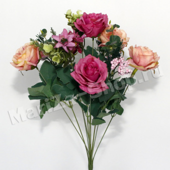Букет роз, высота - 50 см, 6 бутонов, 5 веток зелени,  диаметр головы - 8 см.